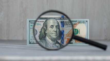 Эксперт не видит причин для роста курса доллара