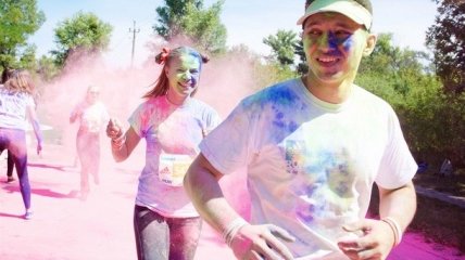 На этой неделе adidas Color Run 2016 раскрасил столицу