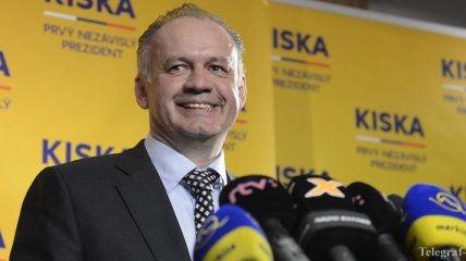 Президент Словакии отказался от зарплаты на весь пятилетний срок