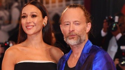 Лидер Radiohead Том Йорк женился на итальянской актрисе: свадебные фото