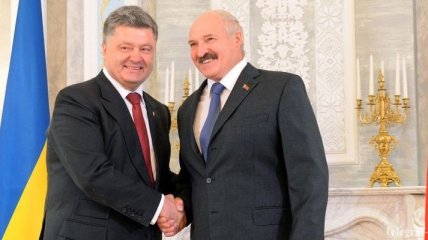 Президент поблагодарил Лукашенко за поддержку Украины