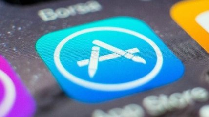 Apple пришлось удалить 25000 нелегальных приложений из App Store