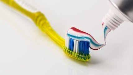 Какие ошибки вы всегда делаете при чистке зубов