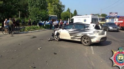 ДТП в Донецкой области: столкнулись автобус и несколько машин