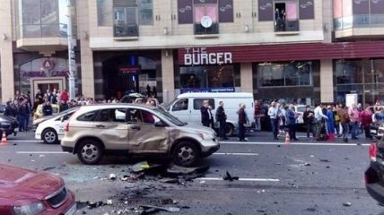 Взрыв авто в центре Киева: погиб водитель 