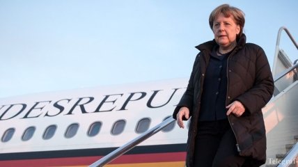 СМИ: Меркель намерена посетить Оттаву