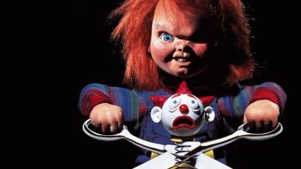 В США планируют снять хоррор-сериал о кукле Чаки 