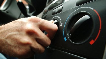 Как не зажариться в автомобиле летом без кондиционера: полезные советы водителям
