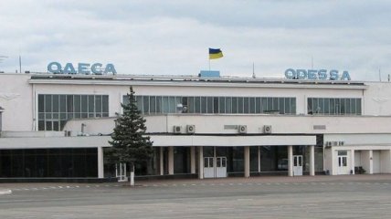 Следовавший из Киева в Грецию самолет внепланово приземлялся в аэропорту Одессы