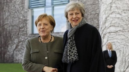 Меркель оценила сотрудничество с ушедшей в отставку Мэй