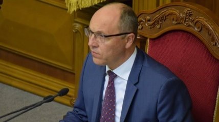 Парубий отреагировал на второй запрос Зеленского о внеочередной сессии ВРУ