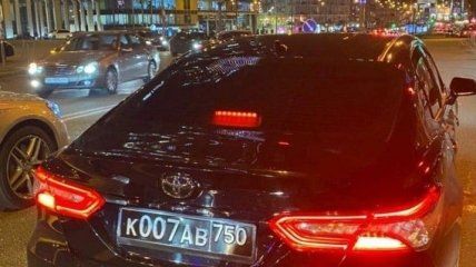 В Киеве заметили авто с номерами российских силовиков: сеть бурно обсуждает фото