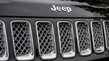Jeep отложил премьеру нового кроссовера