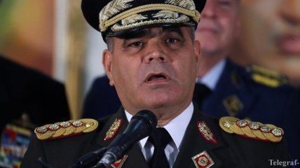 Министр обороны Венесуэлы пригрозил оппозиции "серьезными потерями"
