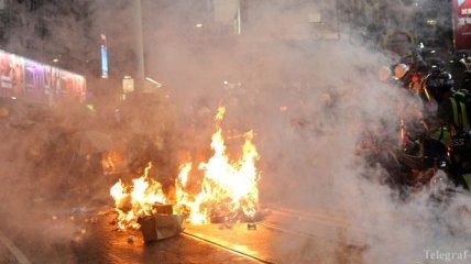 Газом по демократии: очередные протесты в Гонконге закончились столкновением