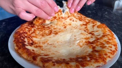 Как приготовить хачапури с сыром на сковороде - рецепт