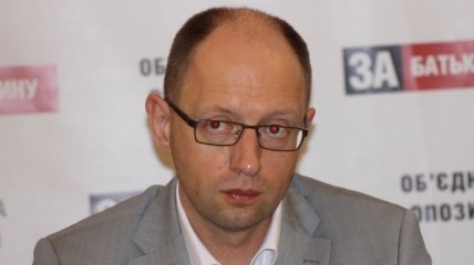 Яценюк: Власть готовится оттеснить пикетчиков