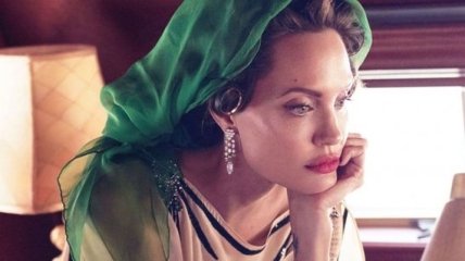 Популярная актриса Анджелина Джоли попала в центр скандала