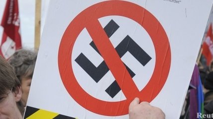 В Симферополе прошел антифашистский митинг