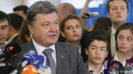 Петр Порошенко поблагодарил украинцев за поддержку