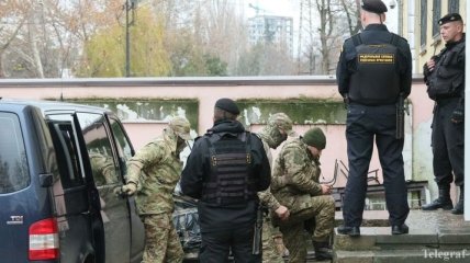 Подконтрольный РФ "Верховный суд" Крыма оставил под арестом захваченного моряка