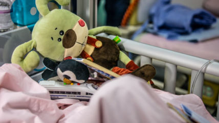 76 поранених дітей з гарячих точок отримують лікування на Дніпропетровщині
