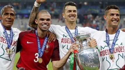 Сборная Португалии - десятый чемпион Европы