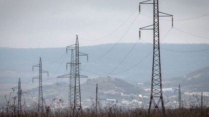 Киев пока не будет прекращать электроснабжение ДНР
