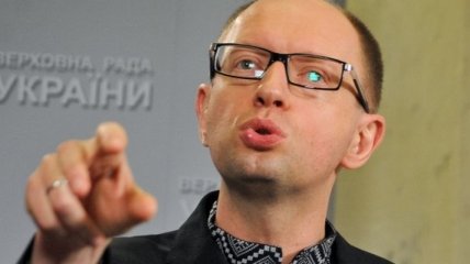 Яценюк рассказал подробности о ситуации с Власенко
