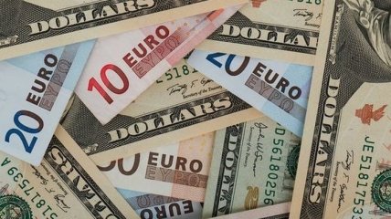 Курс валют от НБУ: евро подешевел, а доллар подорожал 