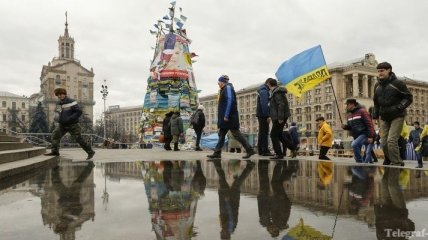 Активисты Майдана выгнали из палатки коллегу 