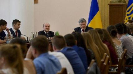 Порошенко рассказал, что сейчас наиболее важно для Украины