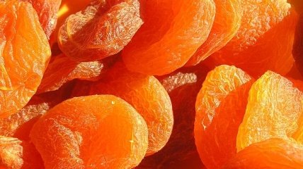 Список полезных сухофруктов для замены сладостей