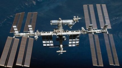 Космонавт сняли с МКС уникальное озеро в Америке