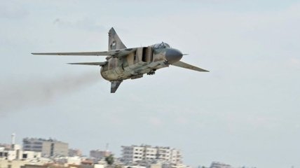 Под Дамаском разбился сирийский военный самолет