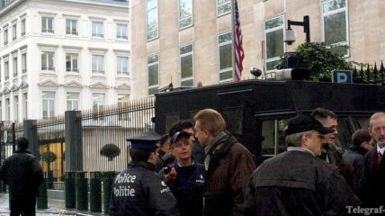 Бельгийская полиция подозревает теракт возле здания посольства США