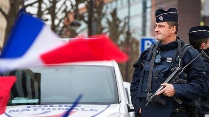 Во Франции задержали водителя, пытавшегося сбить военных