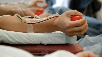 Ученые: регулярное донорство крови продлевает жизнь
