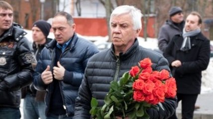 Динамовцы возложили цветы к мемориальной доске Валентину Белькевичу