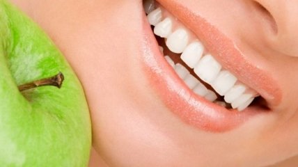 Привычки, которые больше всего могут испортить зубы