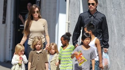 Скандал продолжается: Брэд Питт обвиняет Анджелину Джоли в негативном влиянии на детей