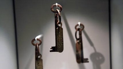 Ржавый ключ с "Титаника" продали на аукционе