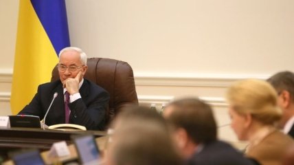 О чем рассказал Азаров на заседании Правительства?