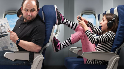 8 действенных способов успокоить ребенка в самолете