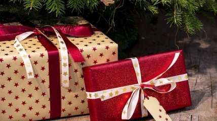 НАПК напомнило чиновникам, какие подарки нельзя принимать от Святого Николая