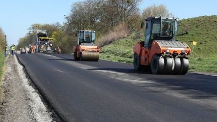 Омелян: В Украине строят дороги с гарантией на пять лет 