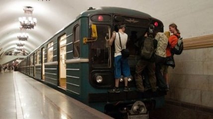 В киевском метро трагически погиб человек