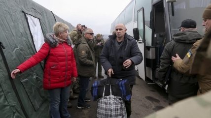 Освобожденных украинцев уже ждут в аэропорту "Борисполь": онлайн 