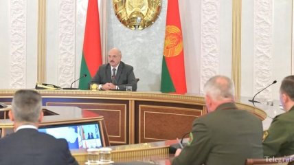 Лукашенко попал в "черный список": МИД Литвы расширило список "невъездных" лиц