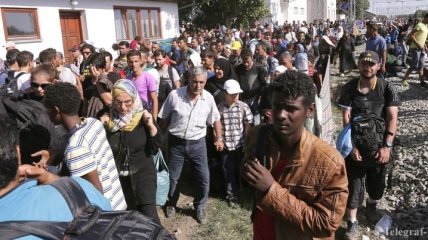 Хорватия закрыла границу с Сербией из-за наплыва беженцев